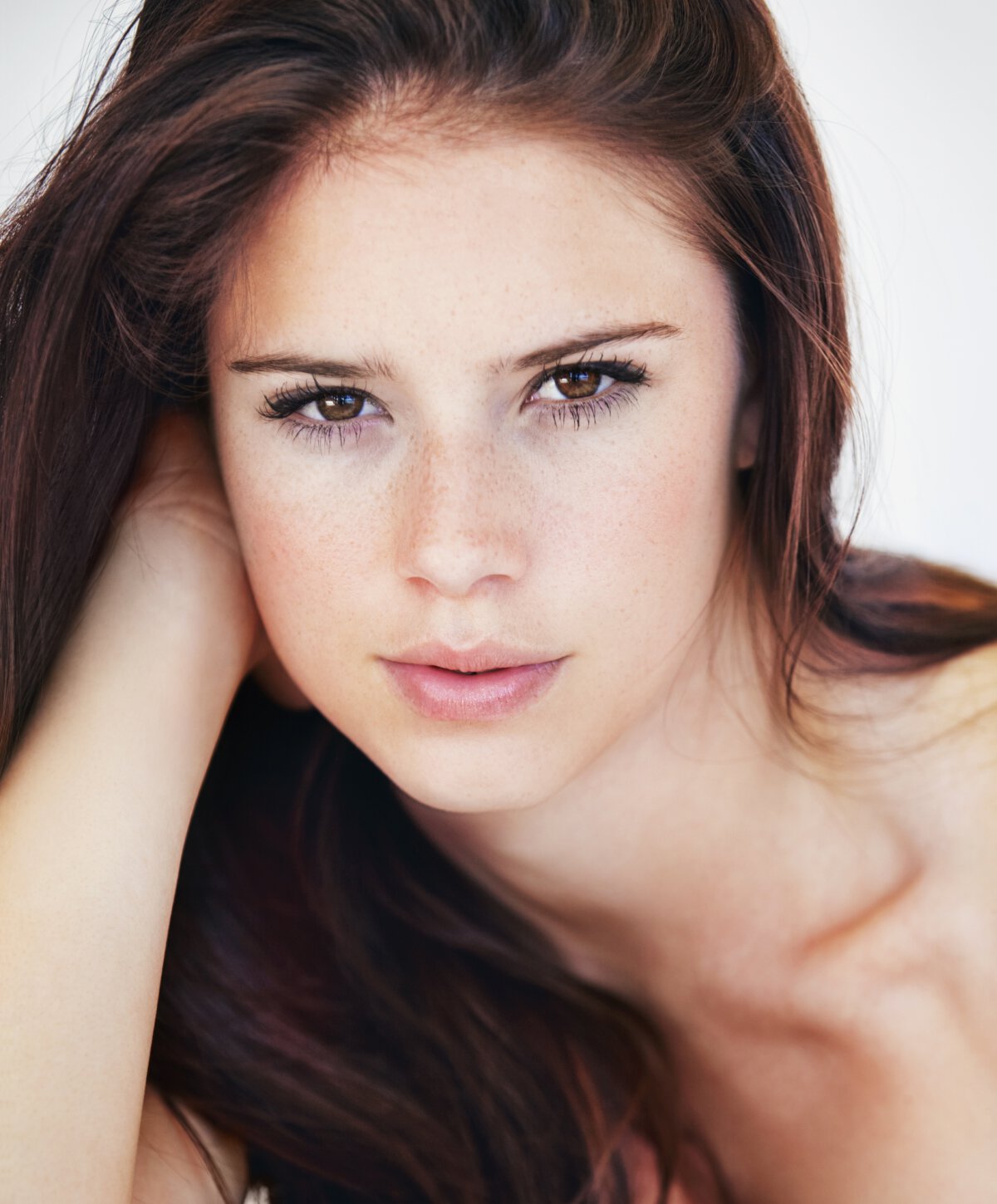 Los Angeles juvederm model with brown hair