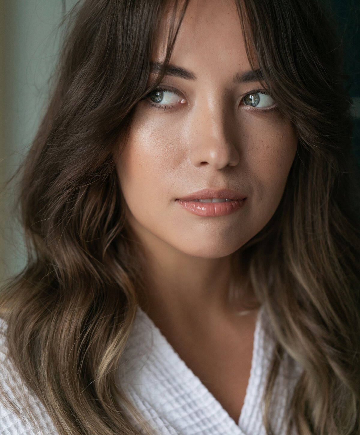 Los Angeles botox model with brown hair